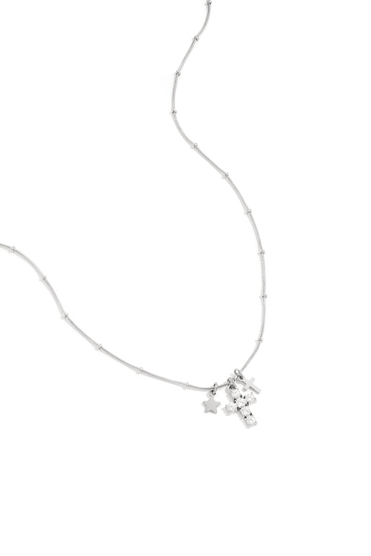 Collar con dijes de cruz y estrella
