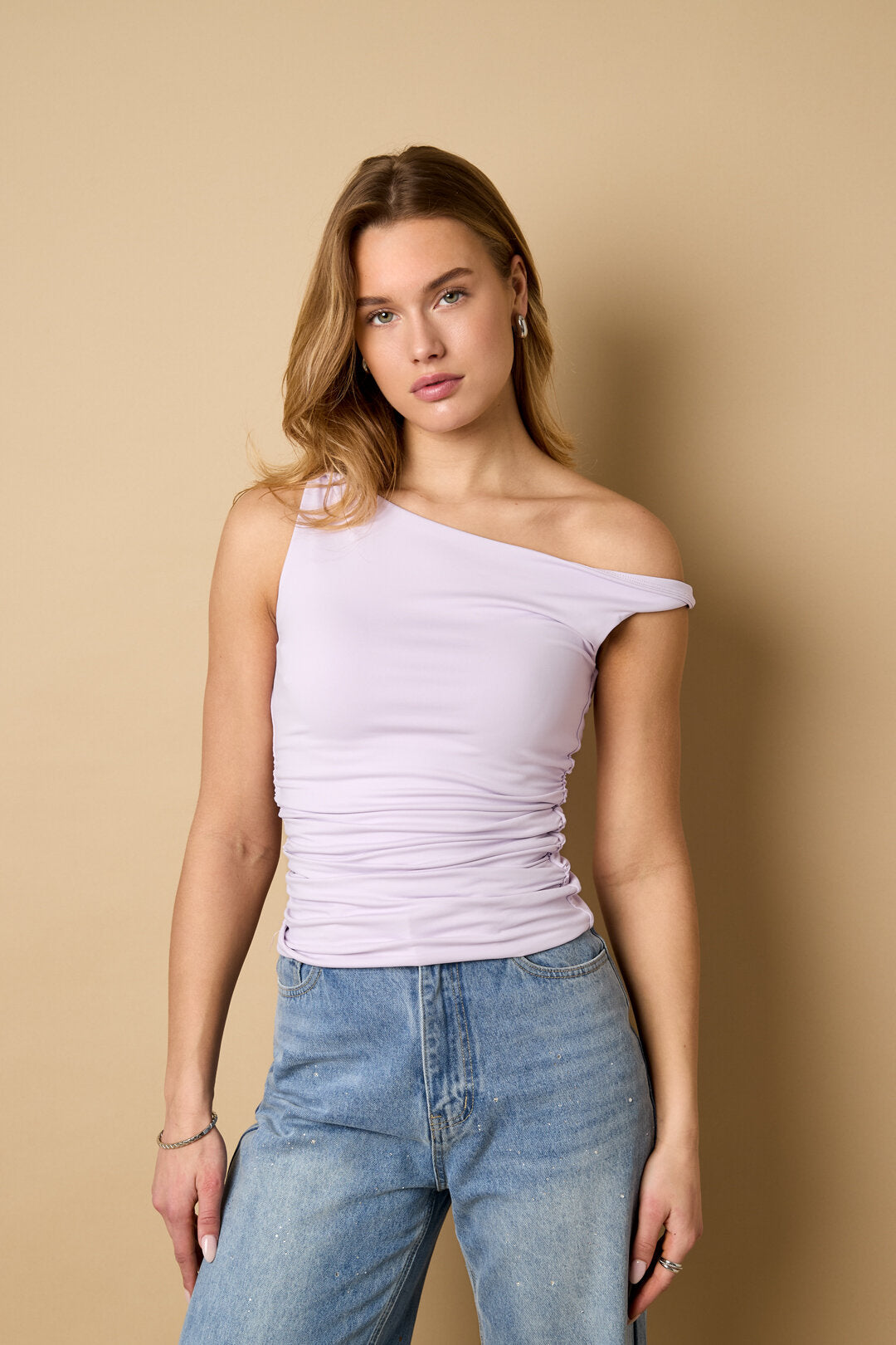 Camiseta básica sin mangas