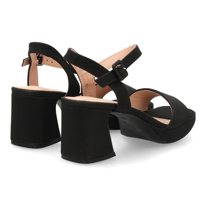 CHIC - BLACK