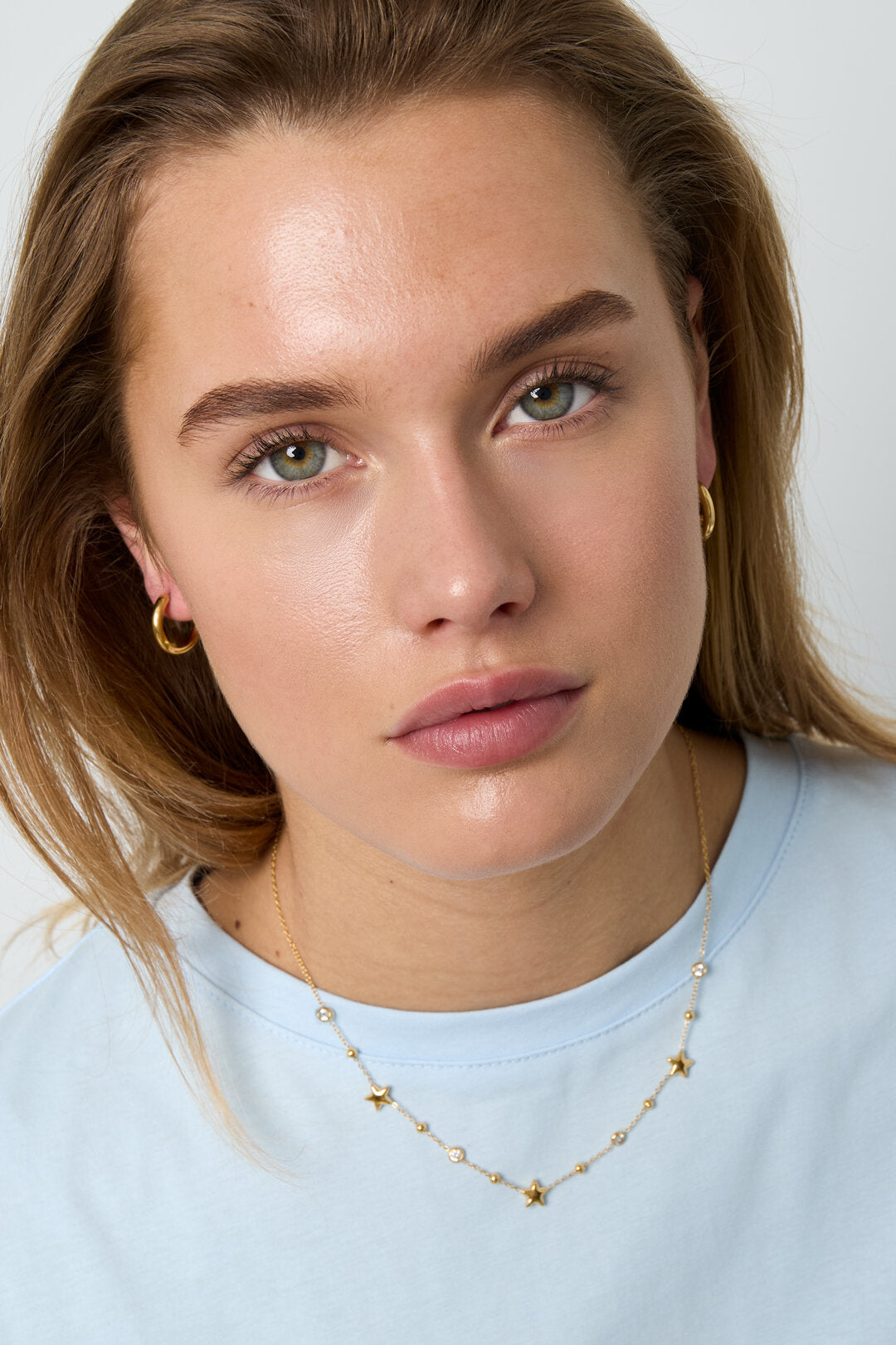 Collar con estrellas y piedras