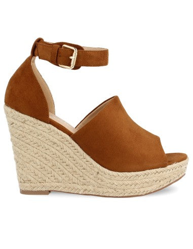 Y5630-Camel