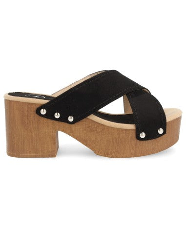Y5579-Negro