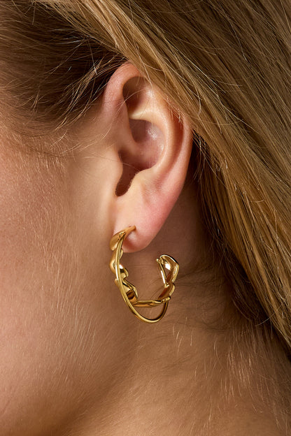 Pendientes de doble aro con giro
