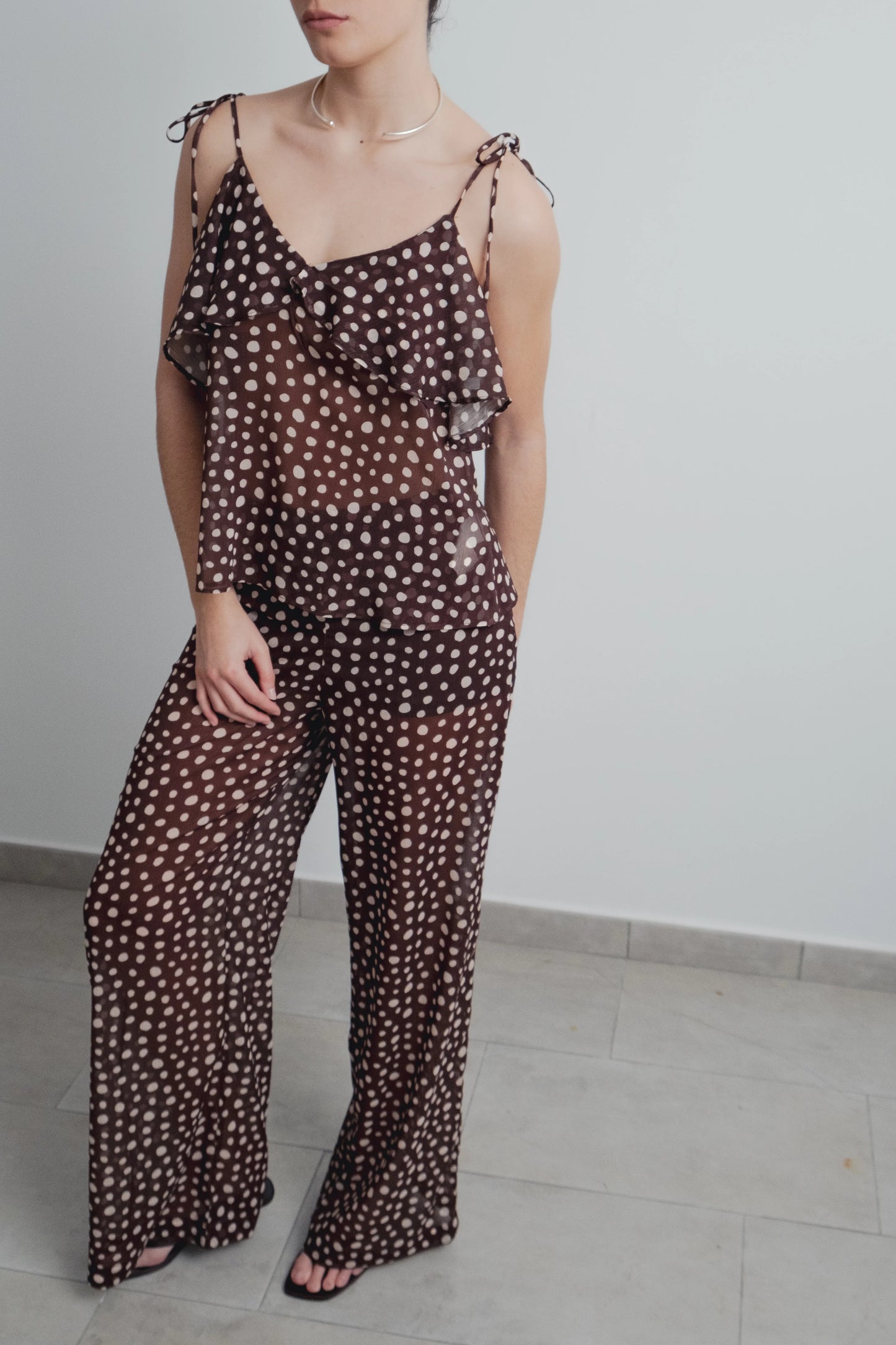 TOP VOLANTE ESTAMPADO POLKA DOTS